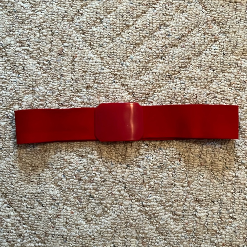 Vintage red stretch belt